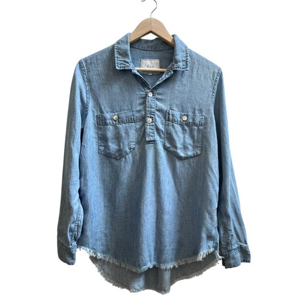 Rails Tops - Rails Blue Chambray Popover Curved Raw Hem Top Blouse Small Tiny Discoloration
